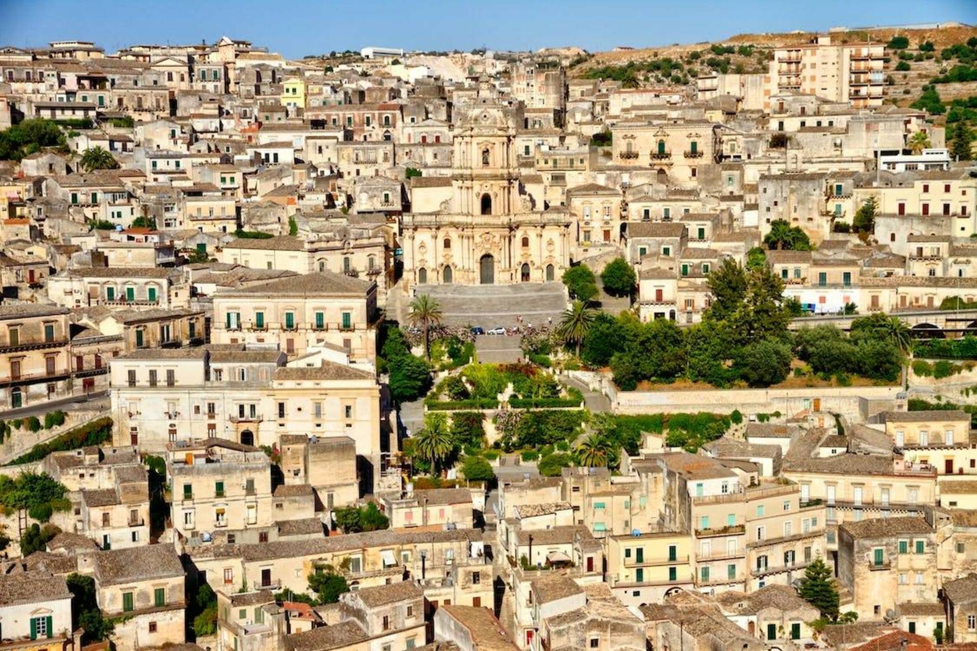 Moduka Street Modika: aukštutinis miestas (Modica Alta)
